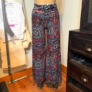 "COIN LAUNDRY CLOTHING" STRETCH VELVET PALAZZO YOGA FIT PANTS: MEDIUM